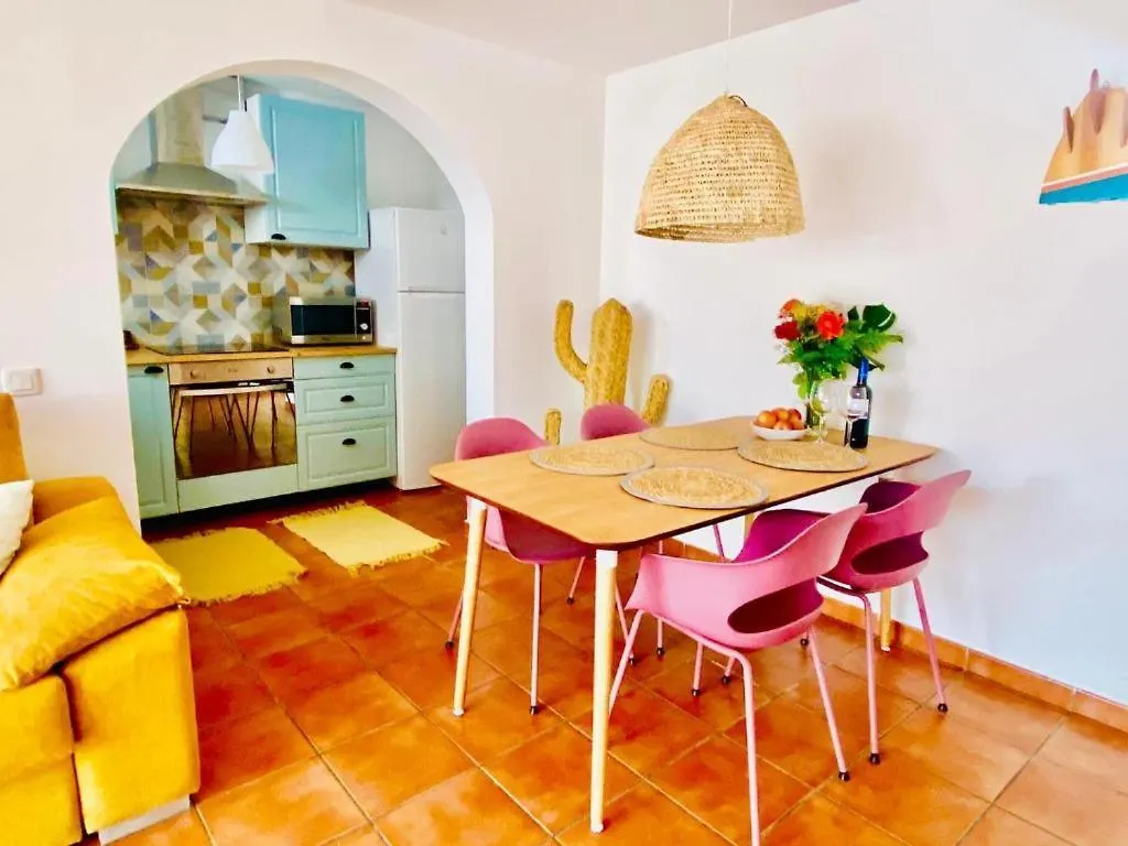Golden Wave Villa Коральео