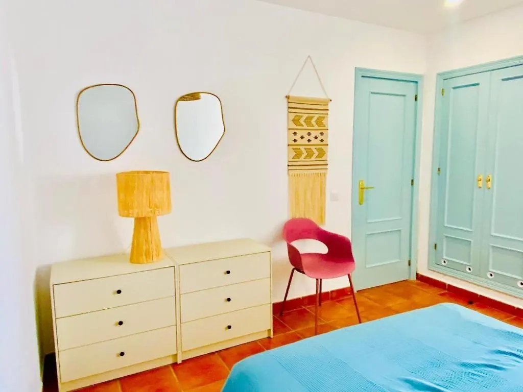Golden Wave Villa Коральео