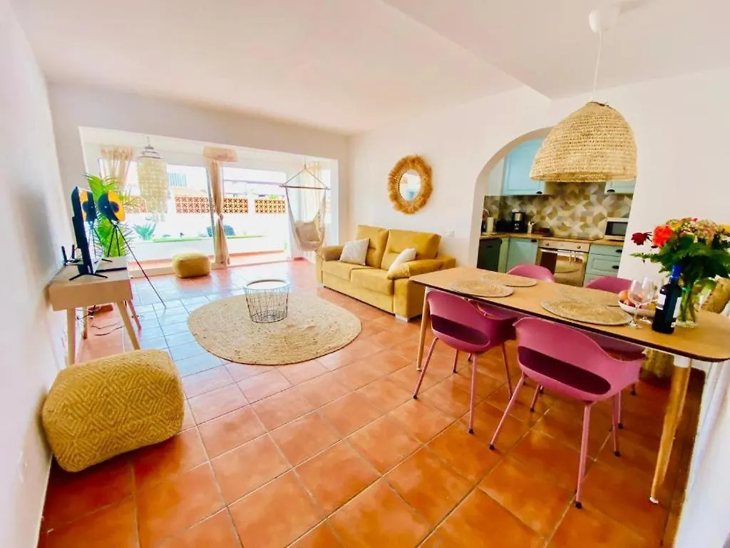 Golden Wave Villa location